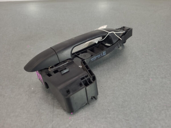 MERCEDES VITO 2015-2024 DOOR HANDLE 447, RH REAR, OUTER, 03/15- - Image 2