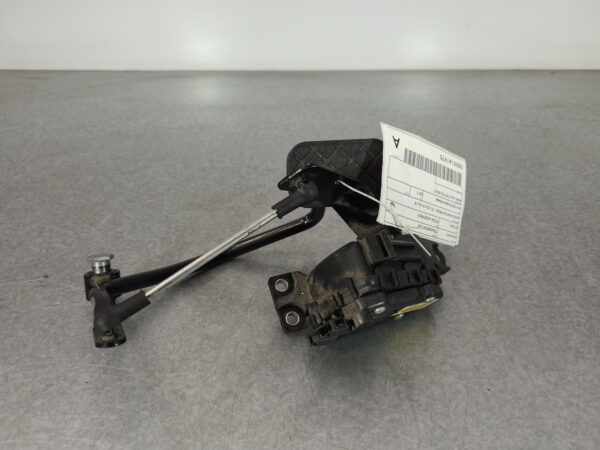 VOLKSWAGEN TRANSPORTER 2010-2015 PEDAL ASSEMBLY ACCELERATOR PEDAL, T5, 03/10-06/ - Image 2