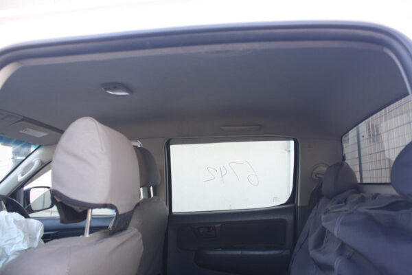 TOYOTA HILUX 02/2005-08/2015 POWER WINDOW SWITCH LEFT FRONT - Image 11