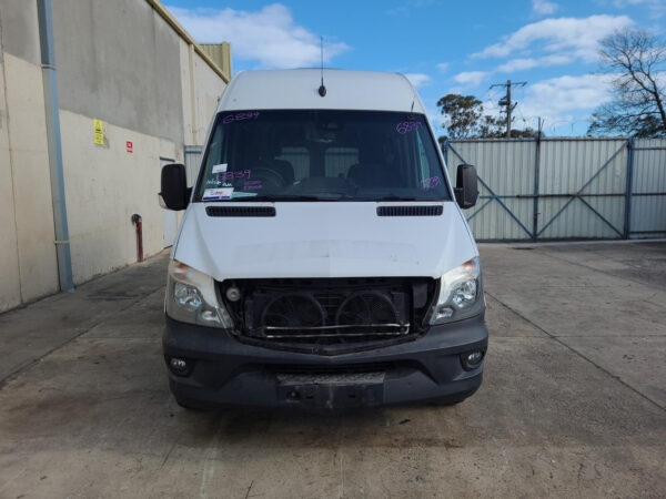 MERCEDES BENZ SPRINTER 10/2006-04/2018 UPPER RIGHT SLIDING DOOR ROLLER VAN - Image 8
