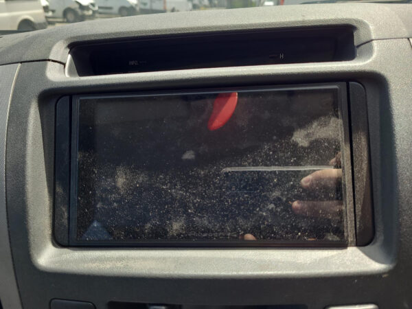 TOYOTA HILUX 2005-2011 TRIM PANEL KICK PANEL LH SIDE, LIGHT GREY, 02/05-06/11 - Image 9