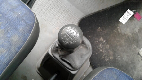 IVECO DAILY 2002-2006 LEFT FRONT POWER WINDOW SWITCH VAN - Image 8
