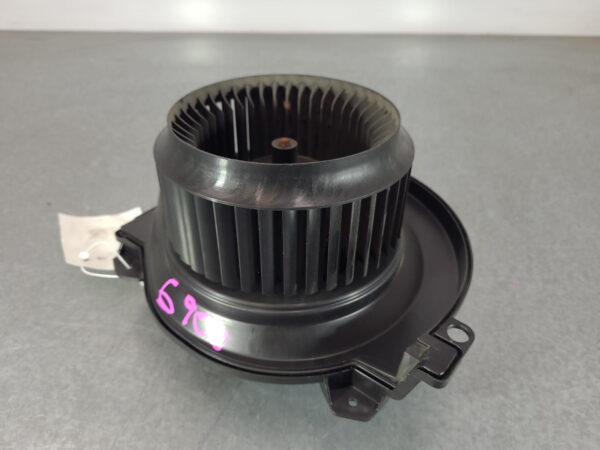MERCEDES SPRINTER 2018-2024 HEATER FAN MOTOR VS30, 05/18- - Image 3