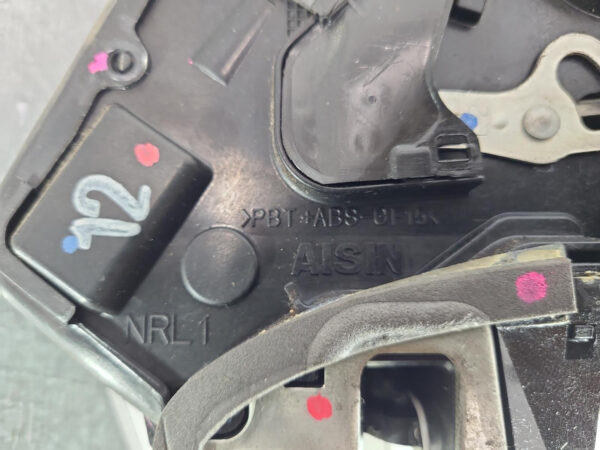 TOYOTA HILUX 2005-2015 LOCK MECHANISM LEFT REAR DOOR LOCK, POWER, 02/05-08/15 - Image 4