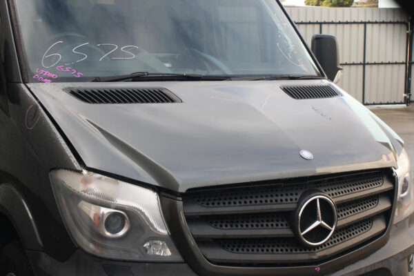 MERCEDES BENZ SPRINTER NCV3 10/2013-04/2018 RIGHT BUMPER FOGLAMP - Image 12