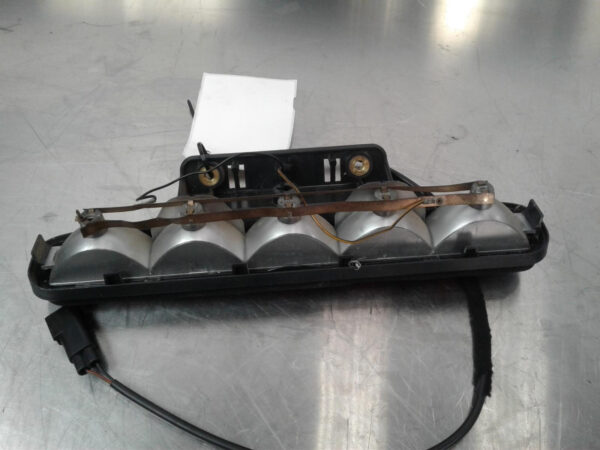 FORD TRANSIT VH-VJ 10/2000-08/2006 HIGH LEVEL STOPLIGHT - Image 2