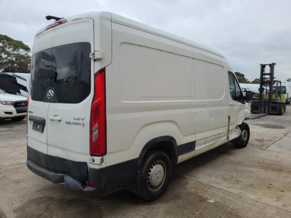 LDV DELIVER 9 07/2020-2024 BUMPER TO QUARTER PANEL BRACKET LEFT - Image 7