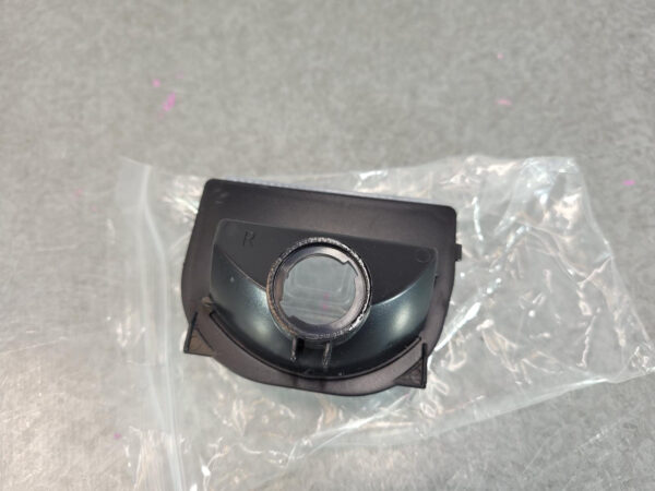 MERCEDES BENZ SPRINTER 05/2018-2024 NEW RIGHT DOOR MIRROR INDICATOR LENS ONLY - Image 2
