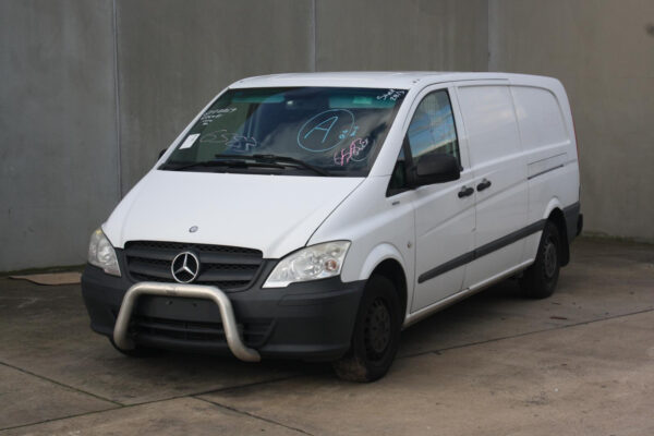 MERCEDES BENZ VITO 639 10/2013-02/2015 LEFT SLIDING DOOR ROLLER CENTRE - Image 2