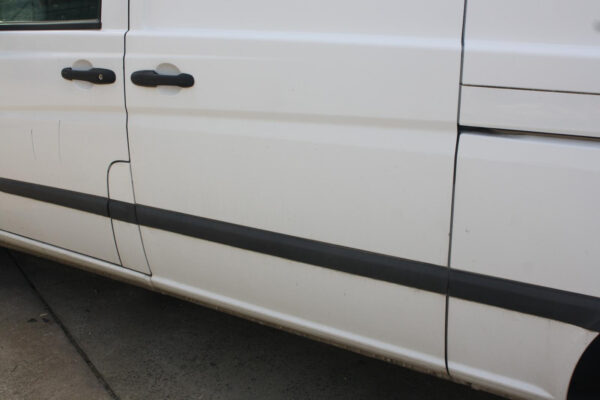 MERCEDES BENZ VITO 639 10/2013-02/2015 LEFT SLIDING DOOR ROLLER CENTRE - Image 7