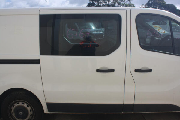RENAULT TRAFIC X82 01/2015-2024 FUEL SENDING UNIT - Image 9