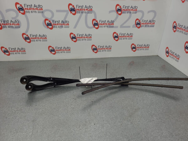FORD TRANSIT CUSTOM VN 09/2013-2023 WIPER ARM FRONT PAIR - Image 2