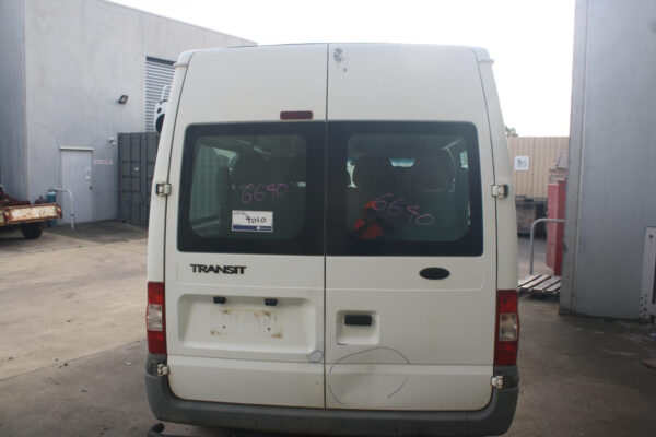 FORD TRANSIT VM 07/2006-02/2014 OUTER RIGHT TAILGATE HANDLE - Image 9