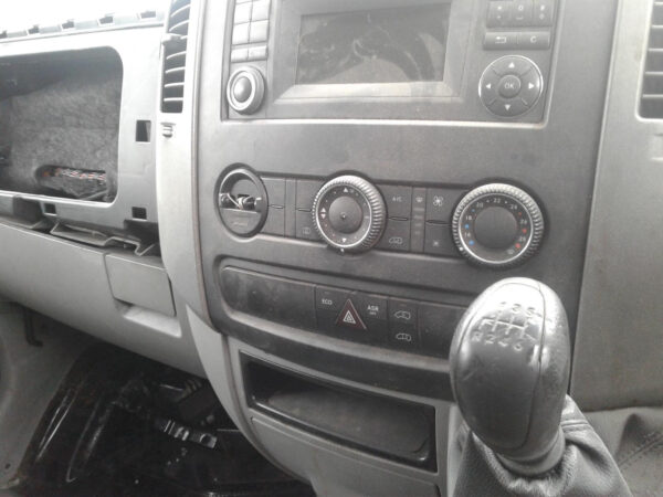 MERCEDES SPRINTER NCV3 10/2006-04/2018 DISPLAY/CONTROL & HEAD UNIT - Image 11