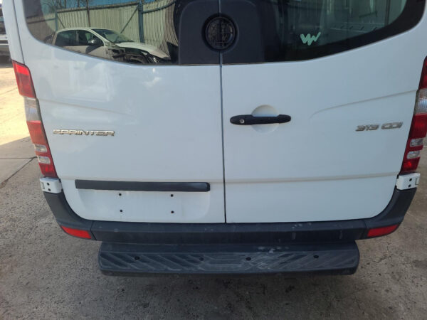 MERCEDES BENZ SPRINTER NCV3 10/2006-04/2018 BARN DOOR RUBBER SEAL LOW ROOF - Image 10