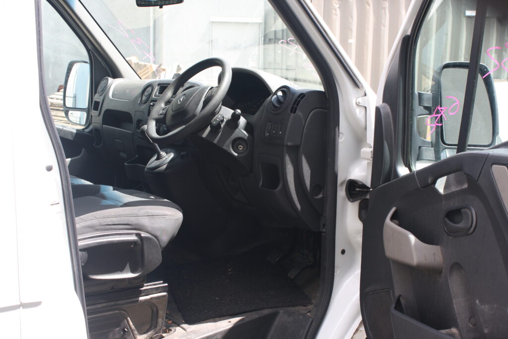 RENAULT MASTER 2012  – STOCK: 6432